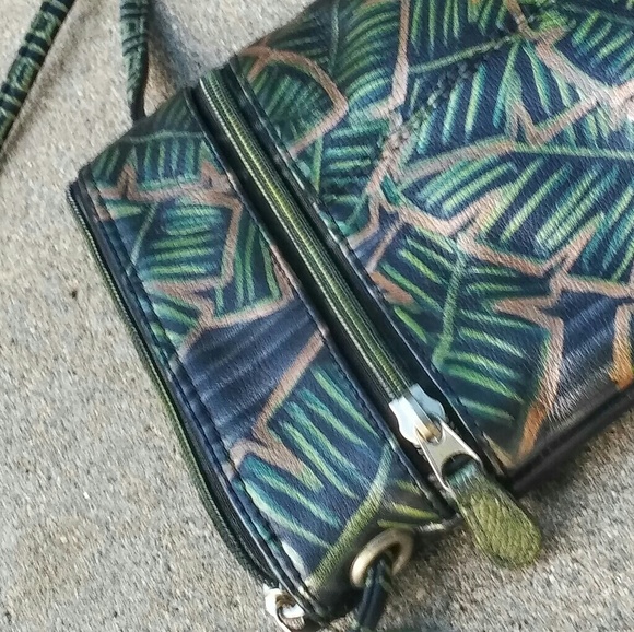 Genuine leather hand painted cross body bag - Picture 5 of 6